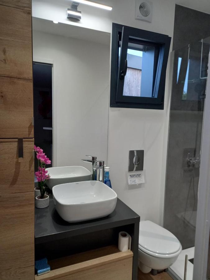 "Plus Belle L'Ardeche" Studio De Jardin Et Piscine Vinezac Ngoại thất bức ảnh